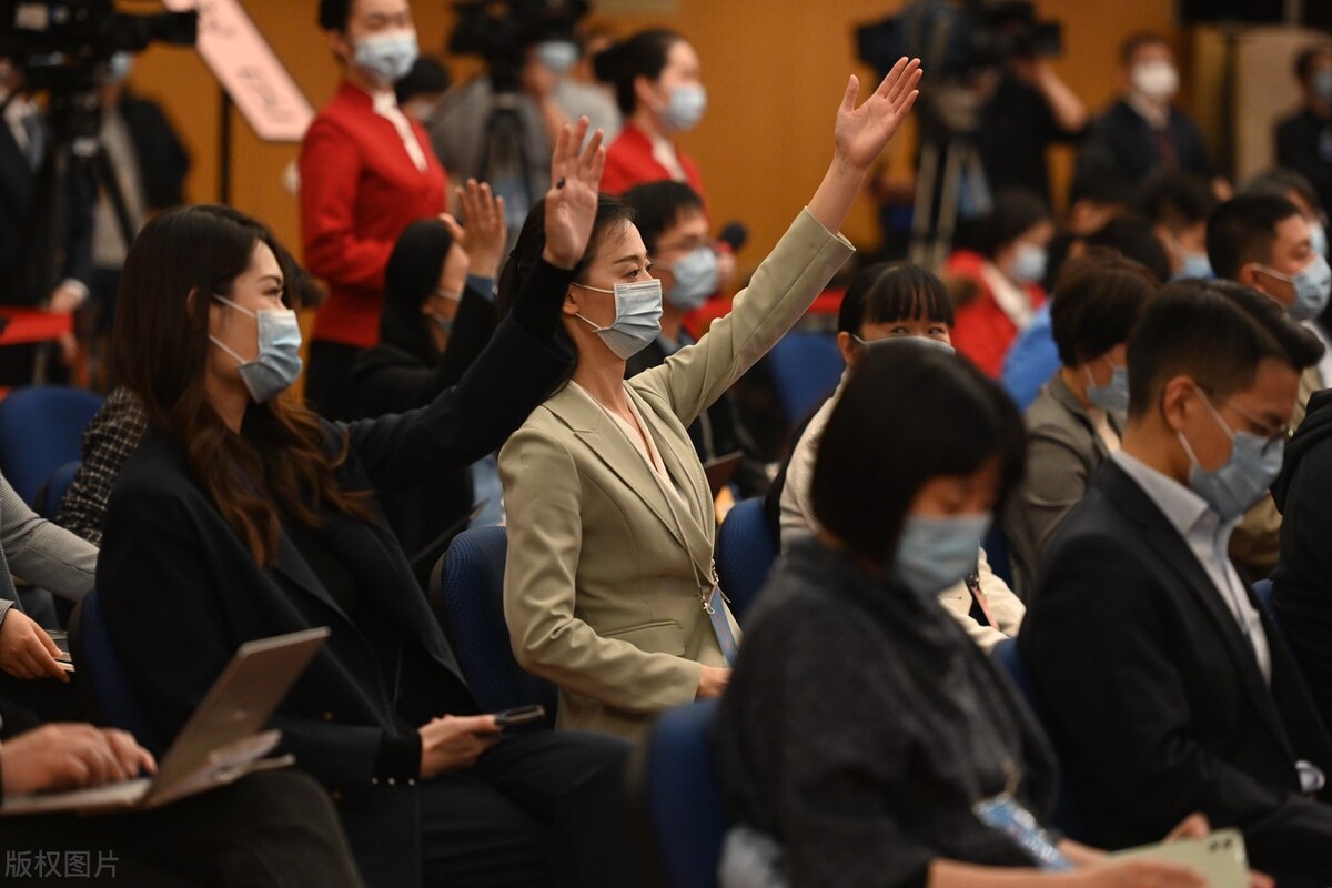 疫情下的发声者，上海发言人名单回顾与影响